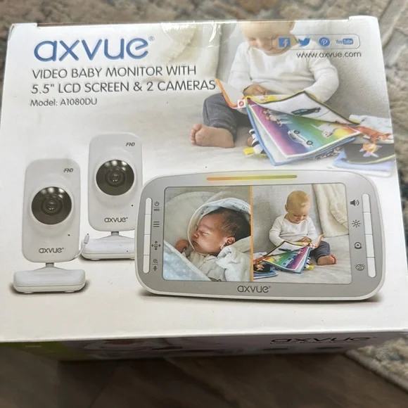 Axvue Video Baby Monitor with 5.5" LCD Screen - Picture 1 of 2